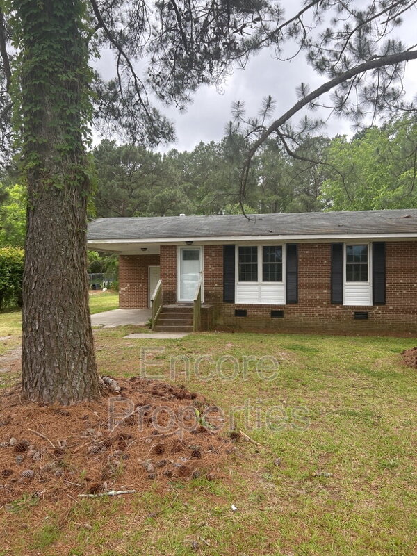 Wilson House: 5744 US Hwy Alt 264 East