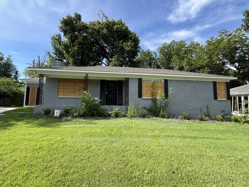 Memphis House: 1699 Frayser Blvd