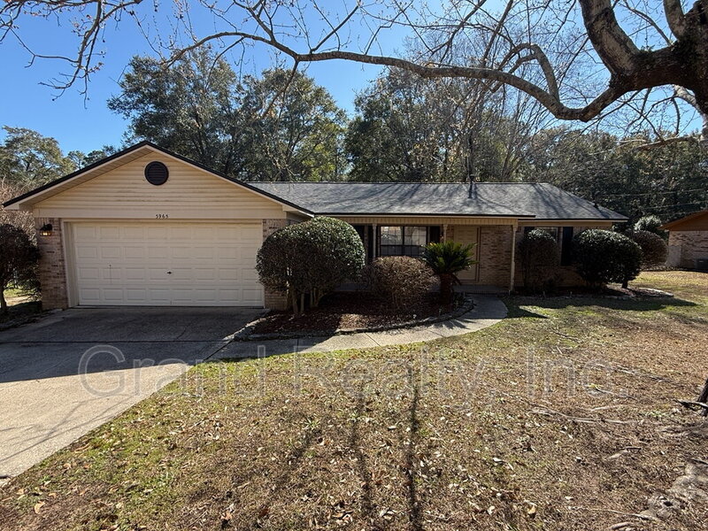 Pace House: 3965 Deerwood Circle