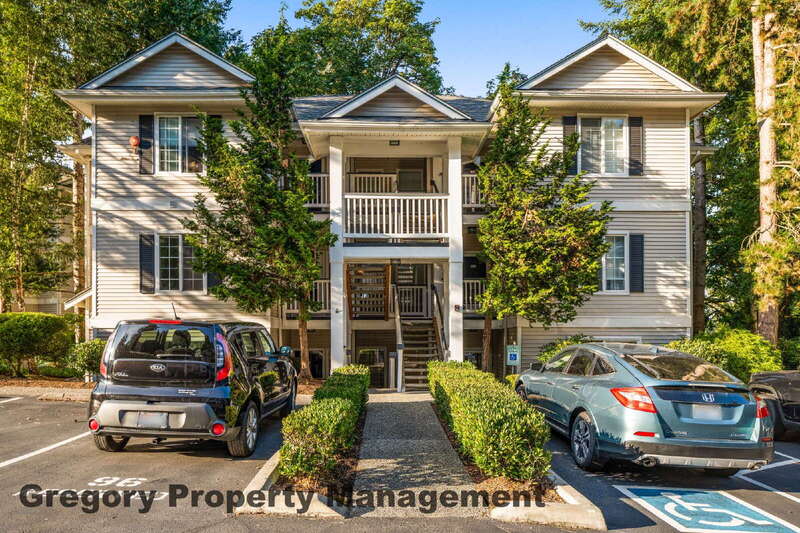 Bothell Condo: 12120 NE 172nd Pl