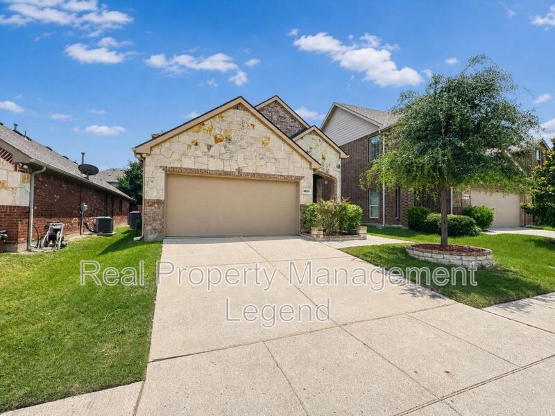 Mckinney House: 9929 Pronghorn Rd