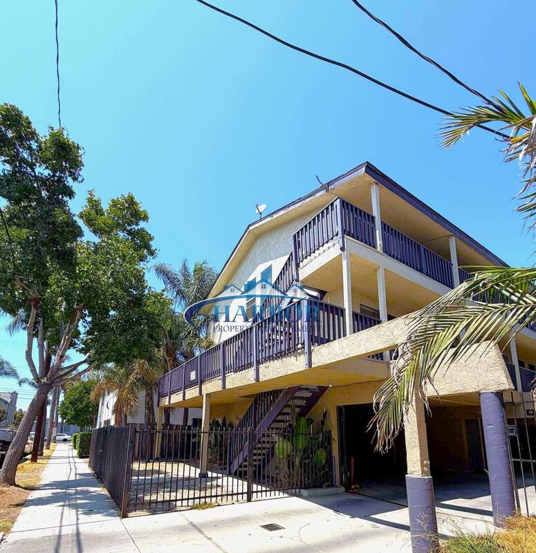 Long Beach House: 1621 E. 5th Street