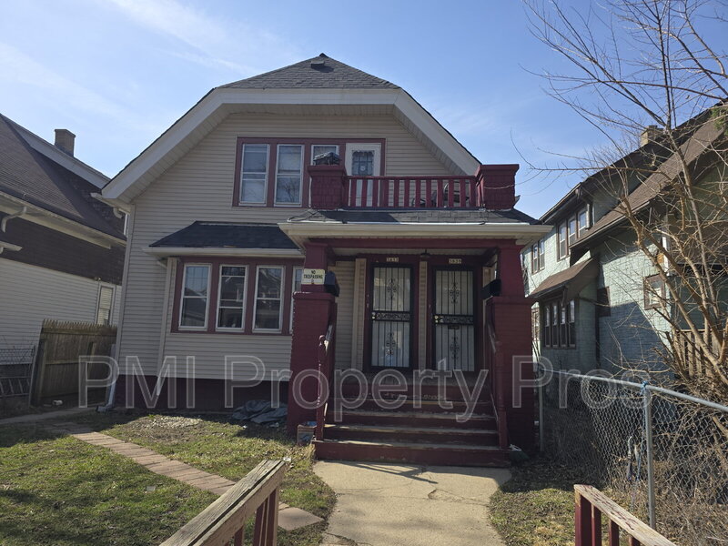 Milwaukee Condo: 3837 N 24th Pl