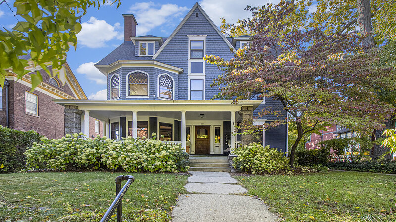 Grand Rapids Condo: 441 Madison Avenue Southeast - 2