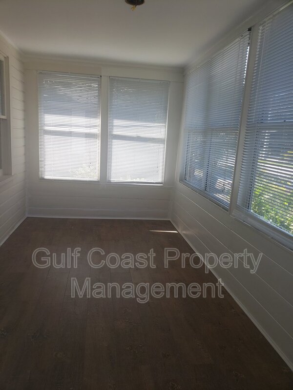1718 7th Street Sarasota FL 34236 - Photo 4