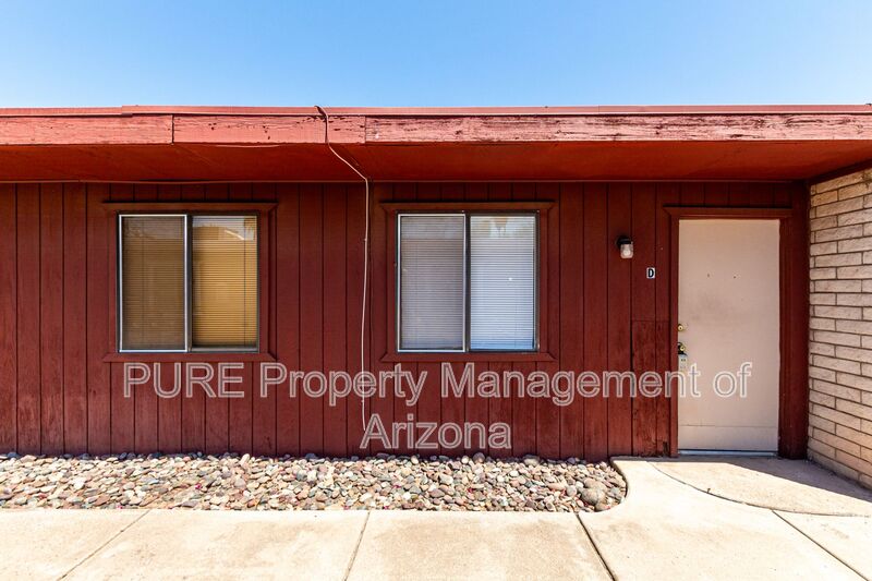 Tempe House: 810 W 2nd St
