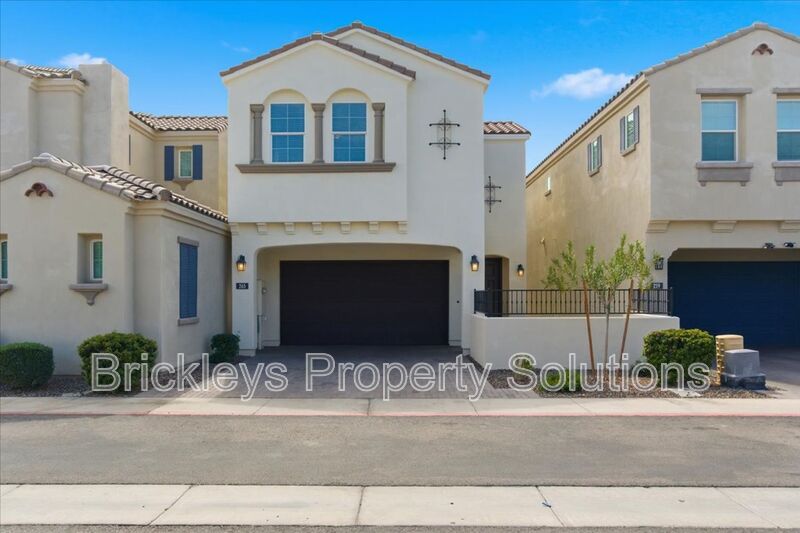 Chandler House: 265 E Balsam Dr.