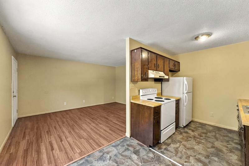 Photograph 9 of 12827 Chapman Highway, 4