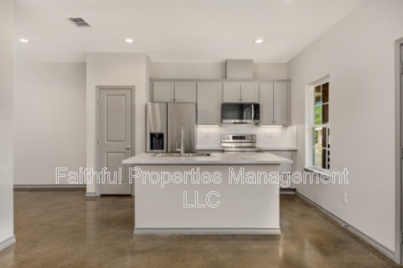 Tyler Condo: 13554 Farm to Market Road 14 - 19