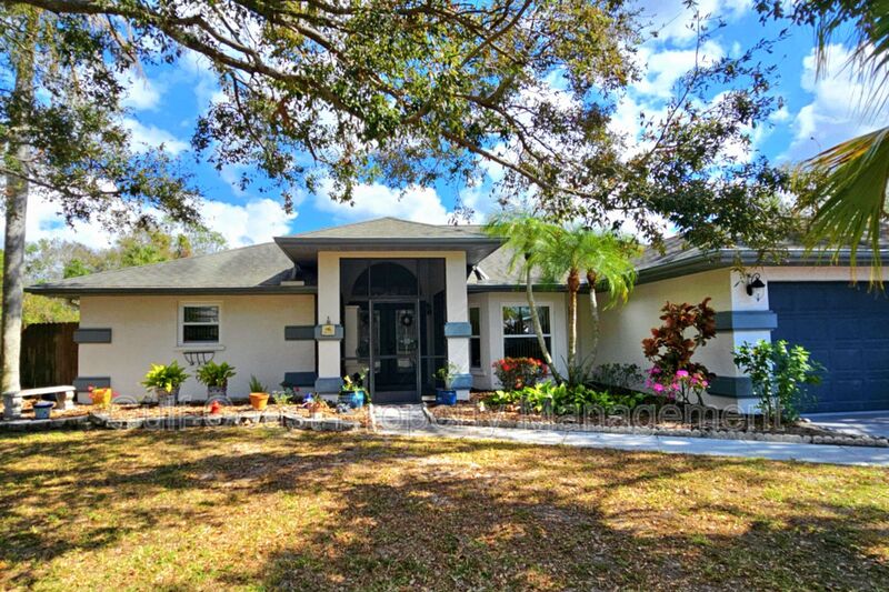 Bradenton House: 4553 31st Ct E