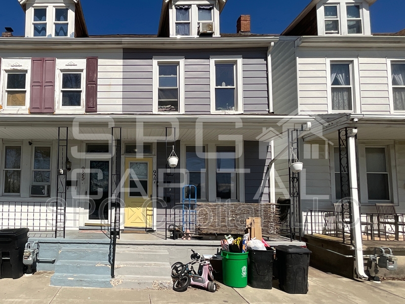 York Condo: 927 Hay St, York - 1st Fl