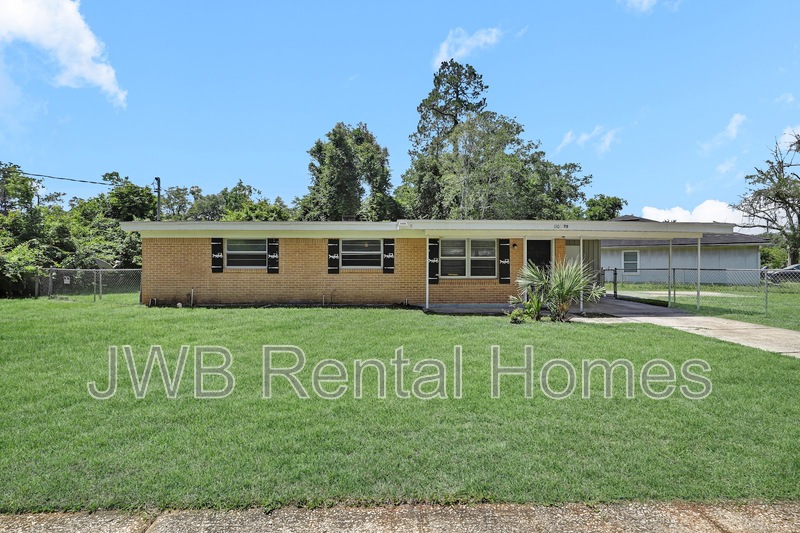 Jacksonville House: 11075 Key Coral Dr
