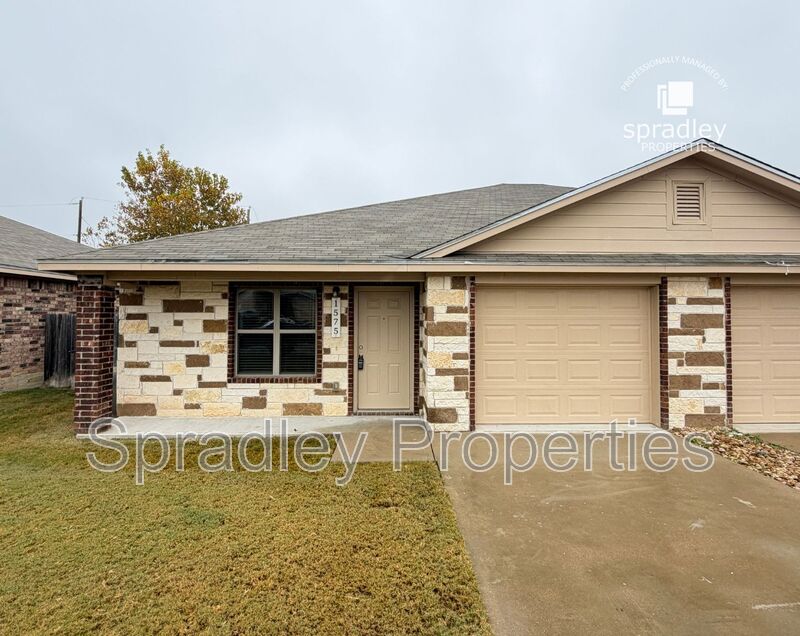 Belton Condo: 1575 Brady Way