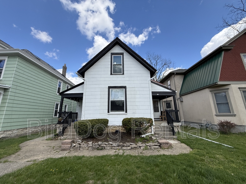 Columbus Condo: 82 East Maynard Avenue - C