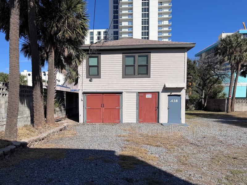 Daytona Beach House: 438 N Grandview Ave
