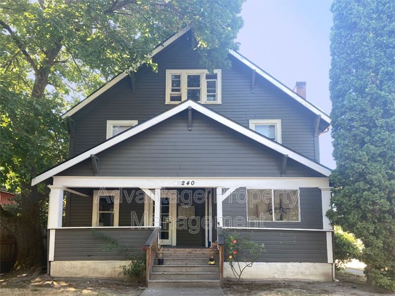Corvallis House: 240 NW 9th Street