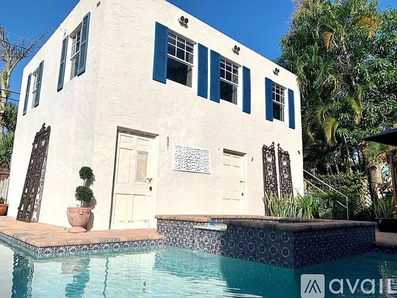 525 34th Street Unit #527