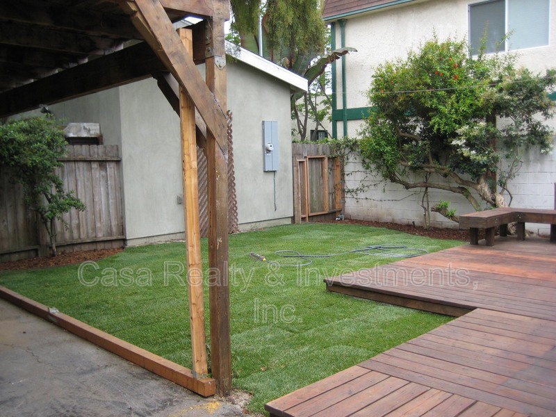 Venice House: 823 Broadway Street