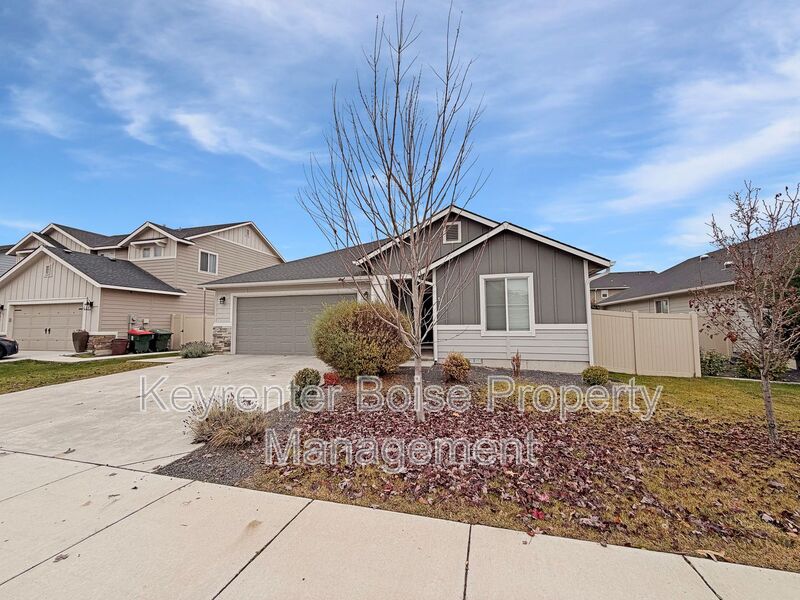 Meridian House: 2929 W Silver River St