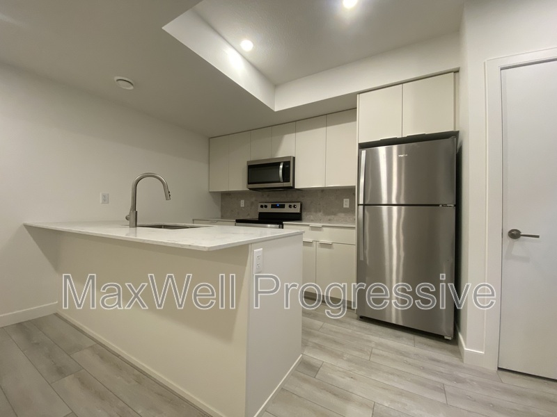 Edmonton Condo: 10455 143 Street