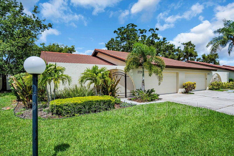Sarasota Townhome: 3728 Hispania Place