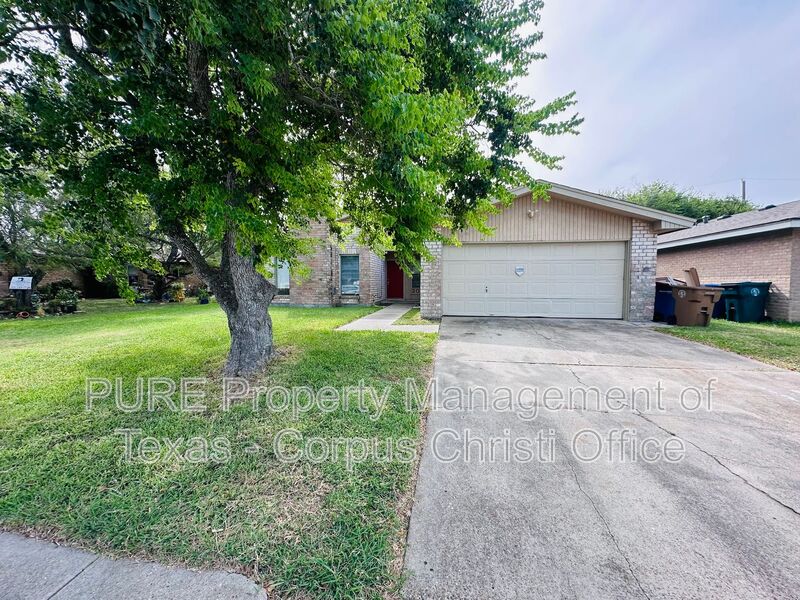 Corpus Christi, House: 2025 Blue Angel Street