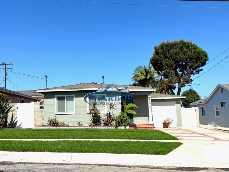 Torrance House: 23819 Pennsylvania Avenue