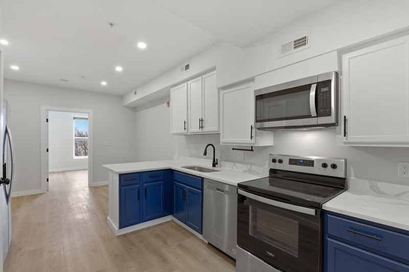 Baltimore Condo: 48 South Carrollton Avenue - 2