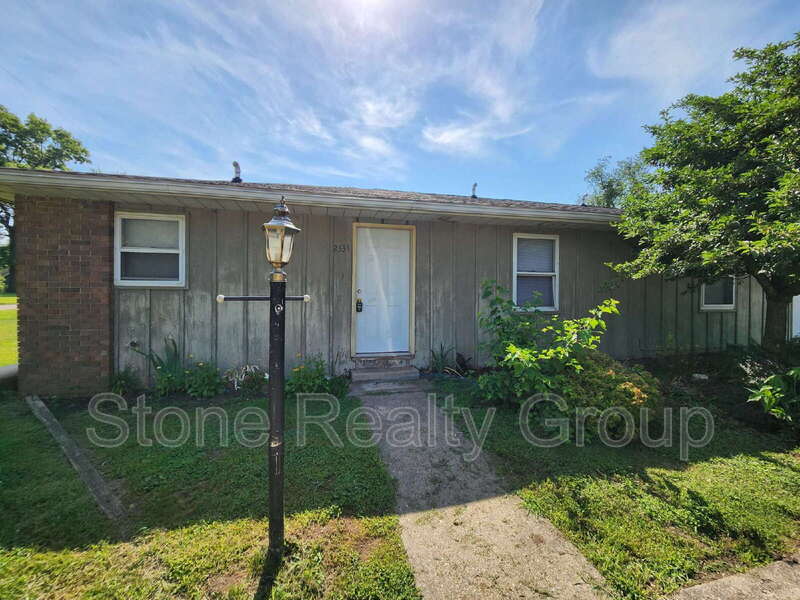 Terre Haute Condo: 2333 Wallace Avenue