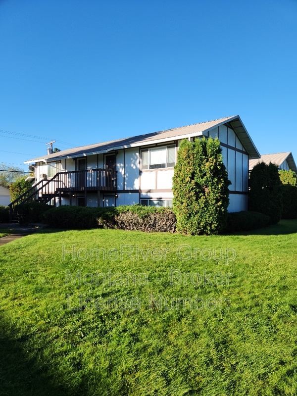 Missoula House: 2121 S 4th St W