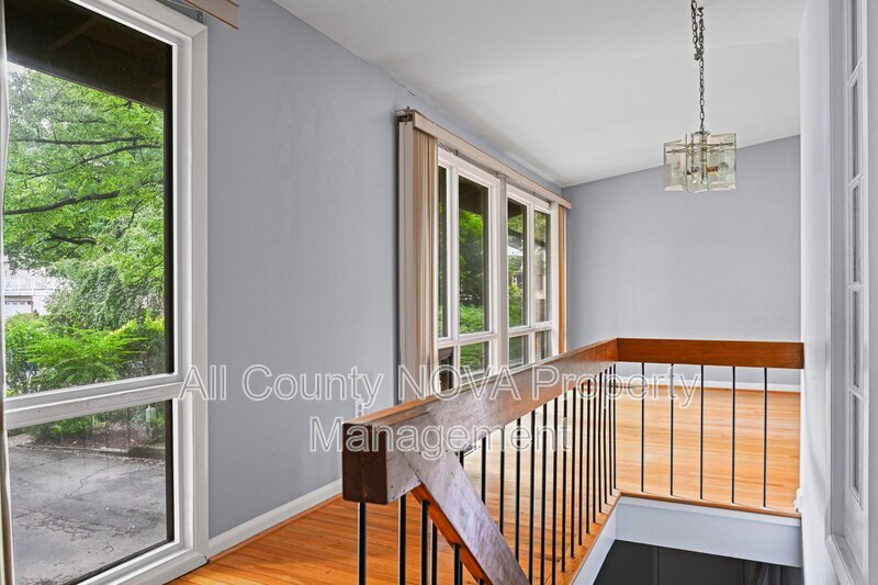 Main Rental Photo 17