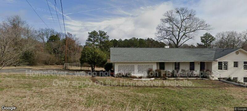 Athens House: 125 Leann Dr