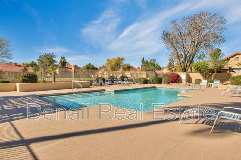 Chandler House: 4667 W Harrison Street