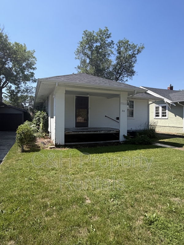 Billings House: 212 Alderson Avenue