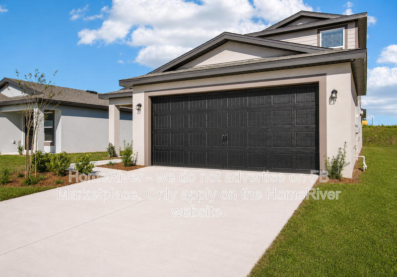 Jacksonville House: 6949 Canoe Birch Rd