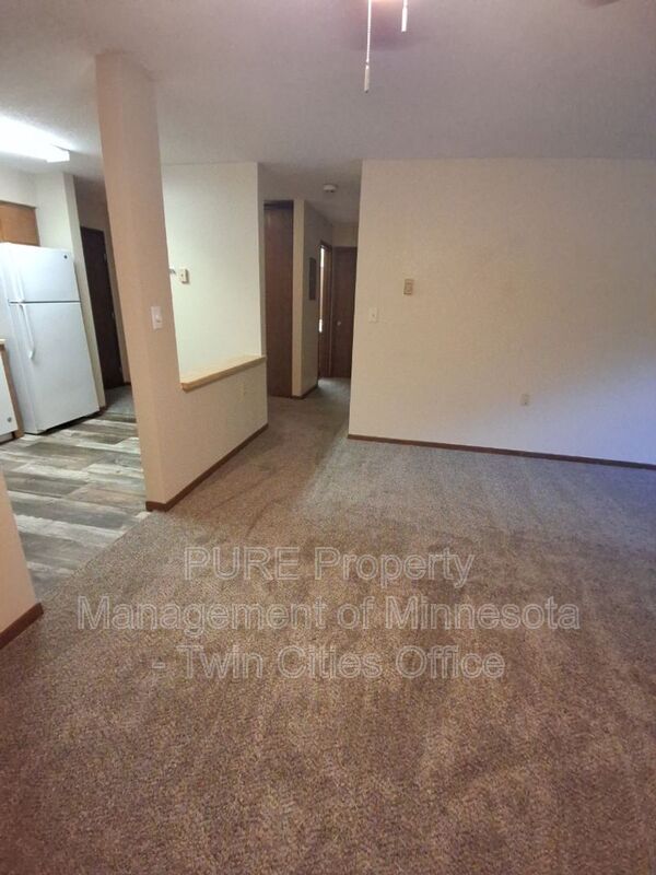 South St Paul Condo: 221 Grand Ave W