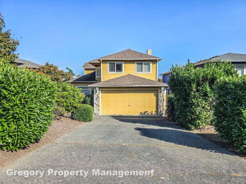 Kirkland House: 12026 89th Pl NE