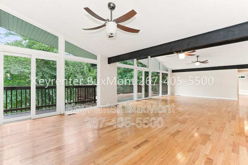 4 Bedroom Rental – 422 Wingate Rd, Huntington Valley, PA