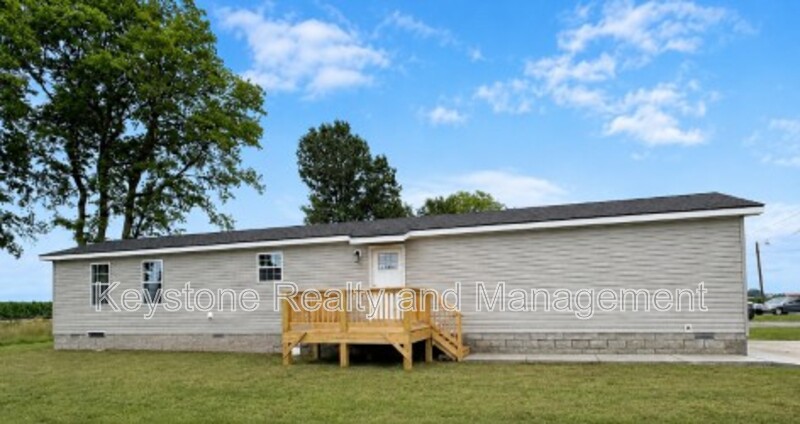 Oak Grove House: 161 Mace Lane Lot 20