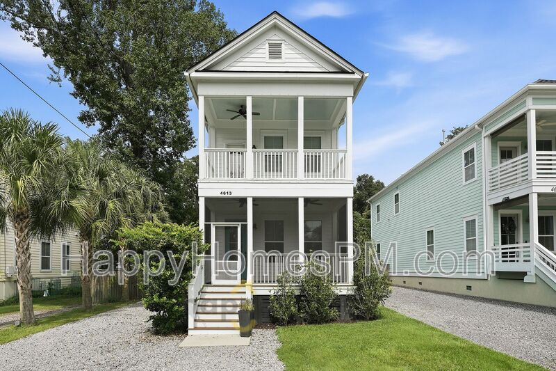 North Charleston House: 4613 Oakwood Drive