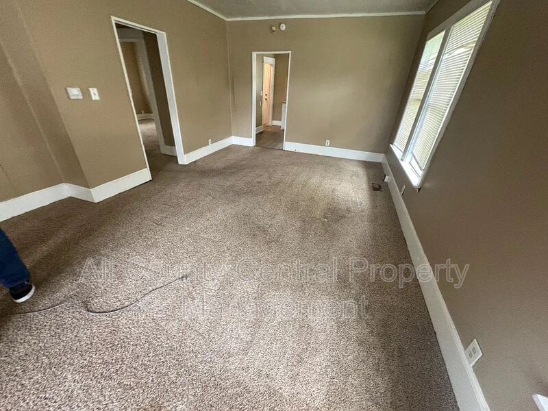 Main Rental Photo 8