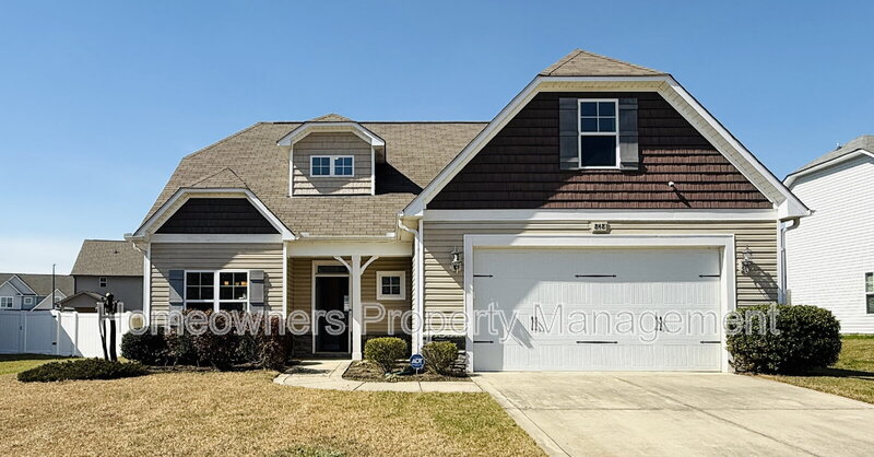 Fayetteville House: 848 Bellingham Way