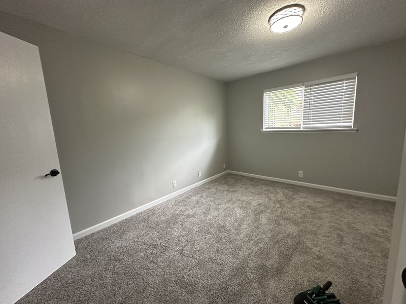 Lawrence Condo: 413 W 14th St - 6