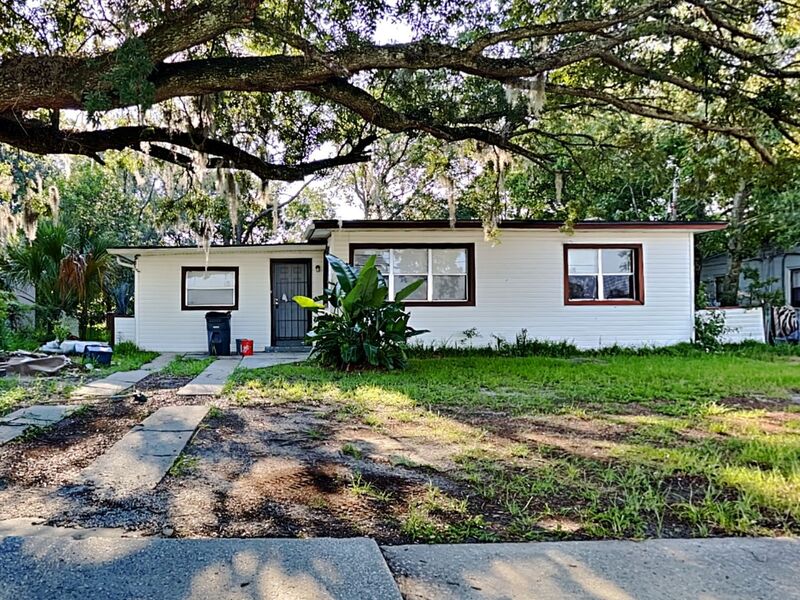 Jacksonville House: 1803 Melson Ave