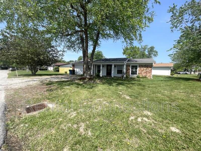 Marion House: 3300 Hawthorne Court