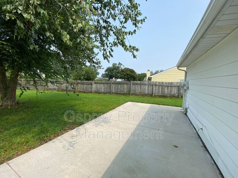 Charming 3-Bedroom Ranch !!