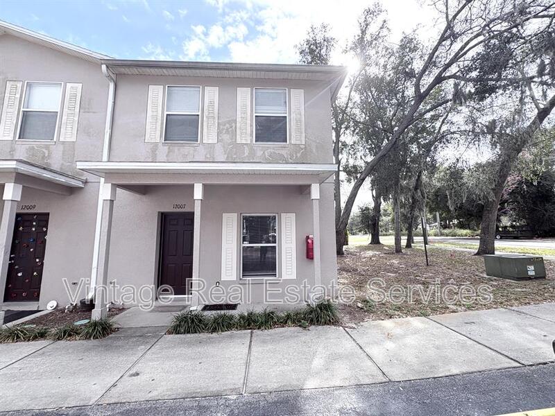 Seffner Condo: 12007 Peach Grove Court