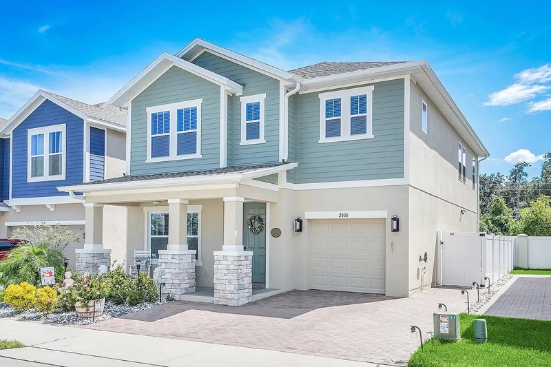 Sanford House: 2808 Gipper Circle