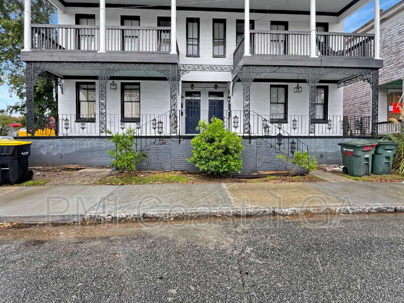 Savannah Condo: 310 W 42nd St