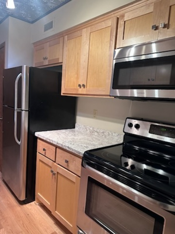 Roseville Condo: 2210 Midland Grove Road - 310